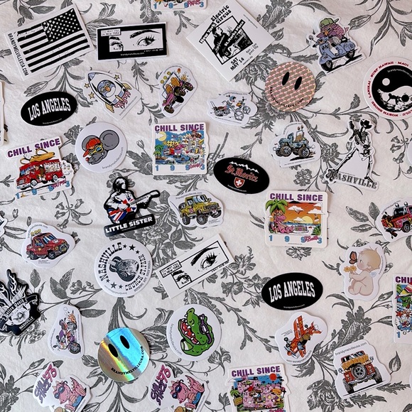 Brandy Melville Arden Tank - Picture 8 of 8